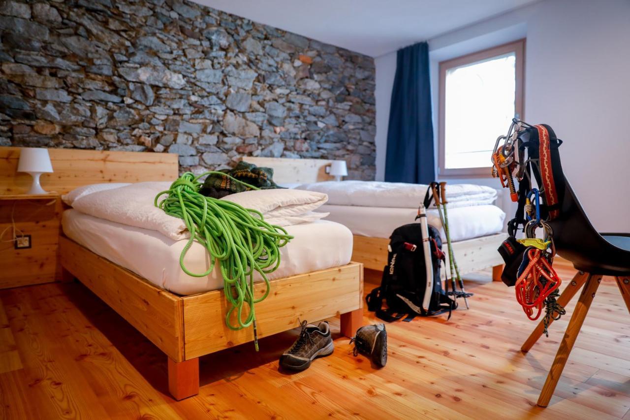 Bed&Bike Tremola San Gottardo Hotel Airolo Ngoại thất bức ảnh