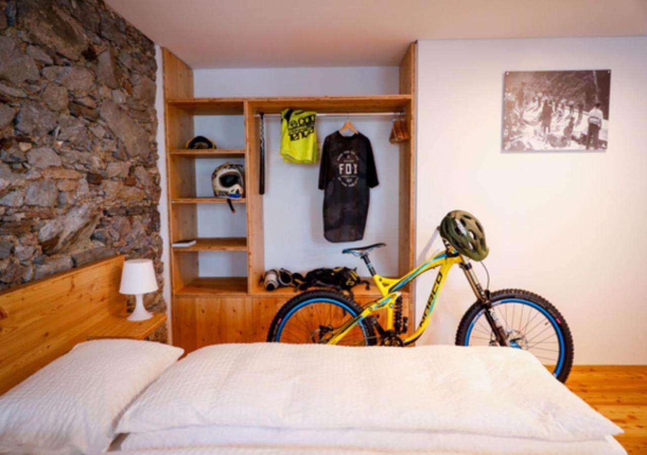 Bed&Bike Tremola San Gottardo Hotel Airolo Ngoại thất bức ảnh