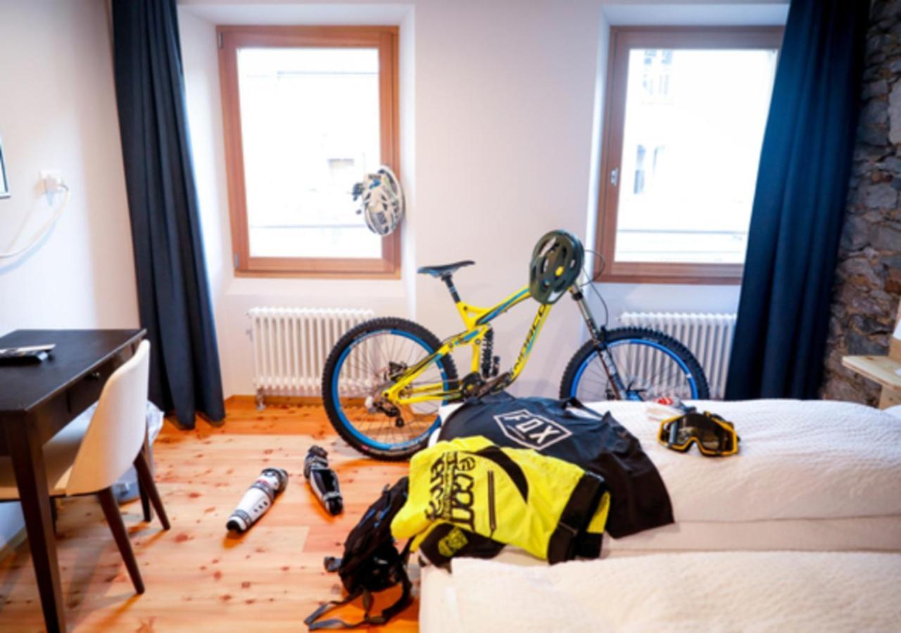 Bed&Bike Tremola San Gottardo Hotel Airolo Ngoại thất bức ảnh